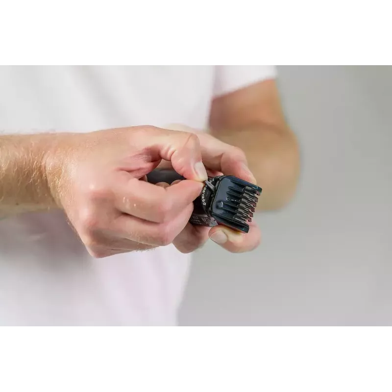 Máquina de cortar cabelo Wahl Extreme Grip AC/bateria, sem fios, Li-Ion, 240 min de autonomia, 12 definições de comprimento, lâmina de aço inoxidável, largura de corte 3 cm, preto
