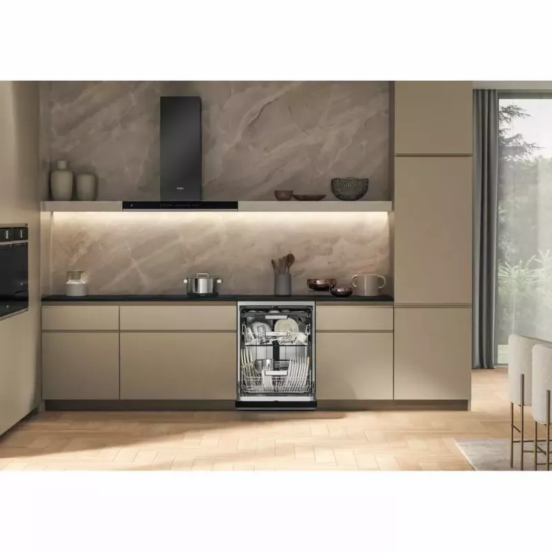 Máquina de lavar loiça de livre instalação WHIRLPOOL W7F HS41 X — 15 serviços, 41 dB, tamanho grande 60 cm