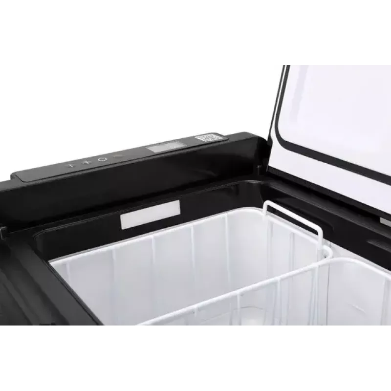 Frigorífico portátil com compressor Yolco GCX47 preto — capacidade 47L, energeticamente eficiente