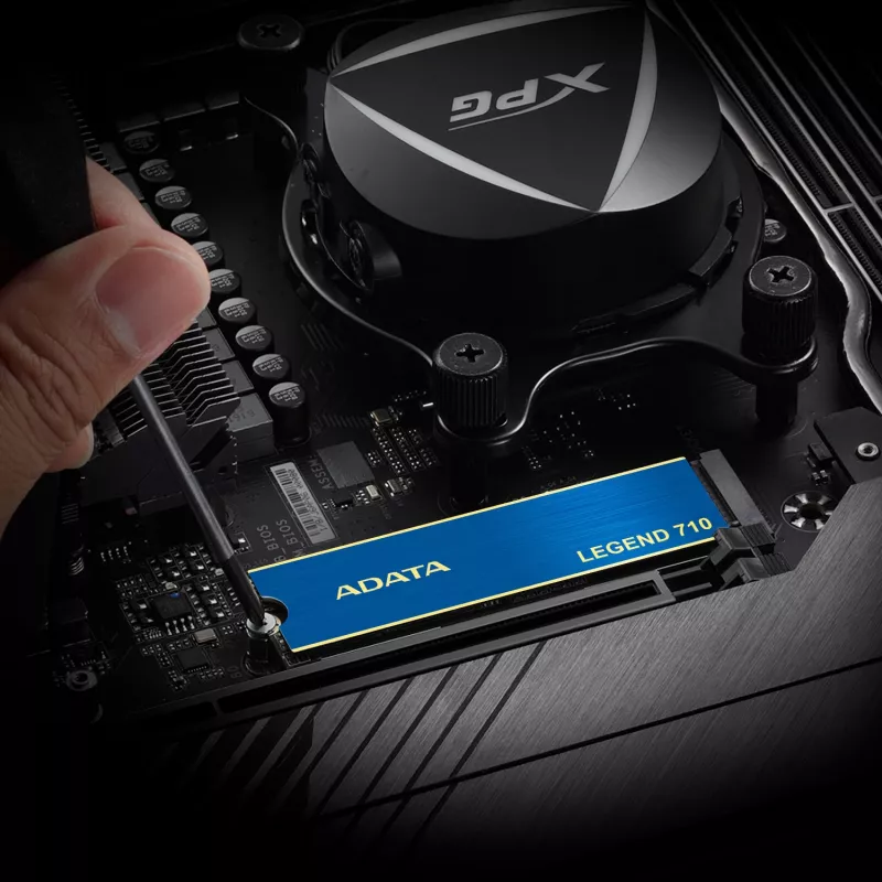 SSD M.2 ADATA LEGEND 710 1 TB PCIe 3.0 NVMe — 2400 MB/s de leitura, 1800 MB/s de escrita, 3D NAND, 2280