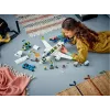 Conjunto de construção LEGO Avião de Passageiros 60367 — série City, 913 peças, 2 minifiguras, interior detalhado