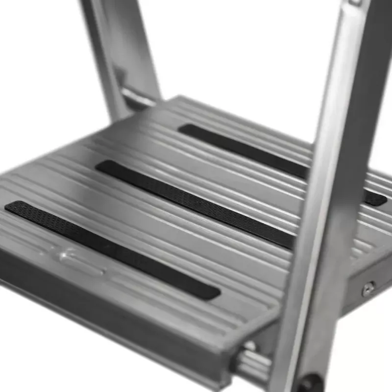Krause Safety 126313 escada dobrável autoportante, 3 degraus, prateada