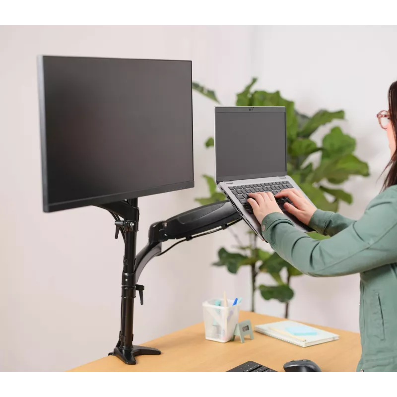 Suporte de secretária TRUST Mara suporte para monitor de braço duplo para 2 ecrãs até 32 polegadas – mola a gás, VESA 75x75–100x100, máx. 16 kg, grampo, preto