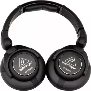 Auscultadores Behringer HPX6000