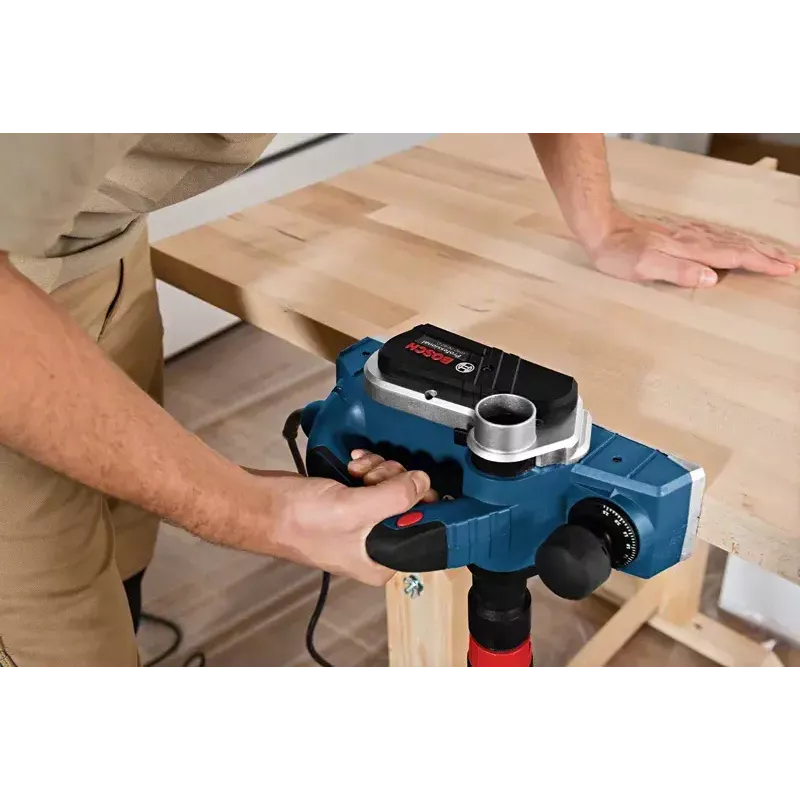 Bosch GHO 26-82 D Professional preto, azul, prateado 16500 RPM 710 W