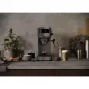 Máquina de café expresso AEG EC6-1-6BST, manual, aparelho de bancada, depósito de água 1,0 l, 15 bar, espumador de leite, 1450 W, controlo por toque, preto