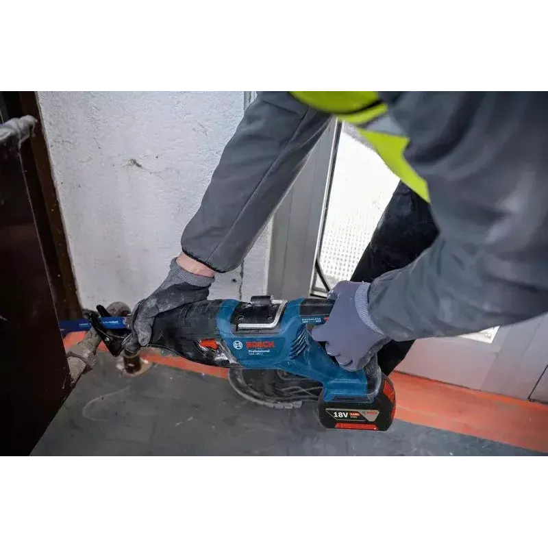 Serra sabre Bosch GSA 185-LI Brushless 2900 spm preto