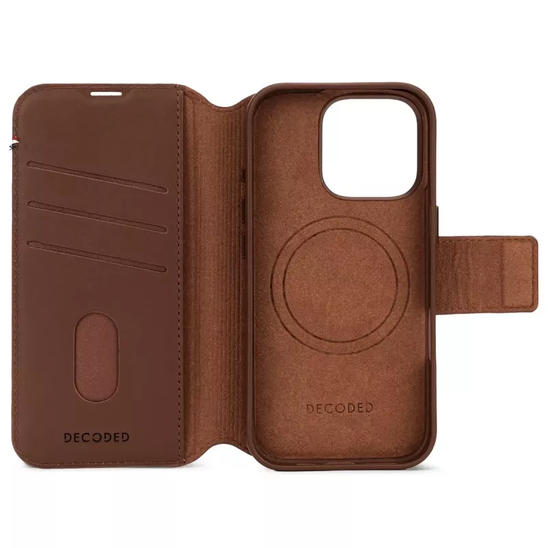 Decoded capa para telemóvel com carteira de couro removível para iPhone 16 Pro – castanha, couro genuíno, microfibra, ecrã de 6,3 polegadas, 3 compartimentos para cartões