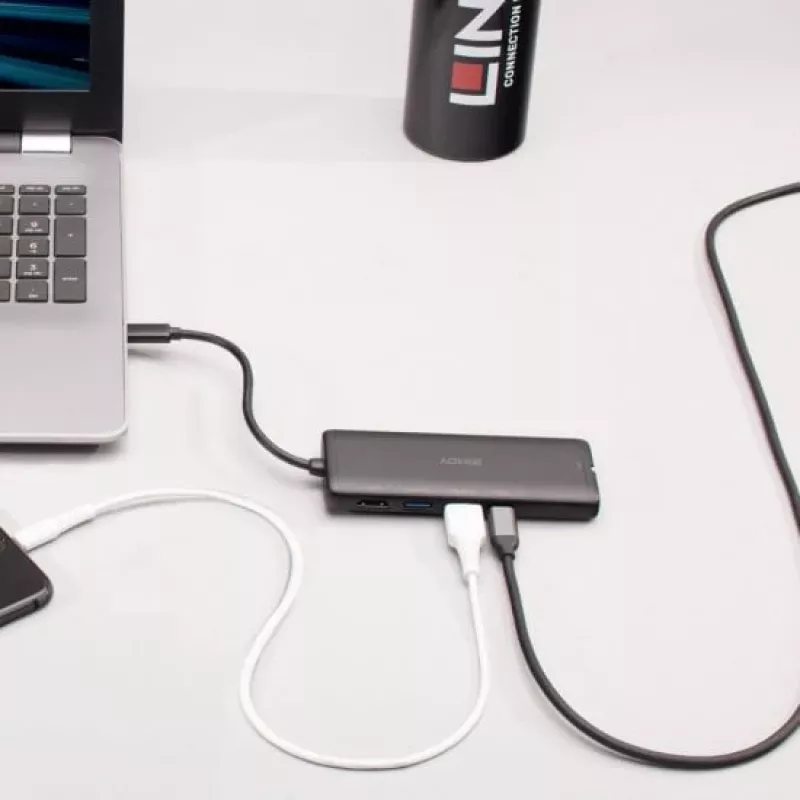 Estação de acoplamento mini USB-C para portátil Lindy DST-Mini com suporte 4K e carregamento pass-through de 100W