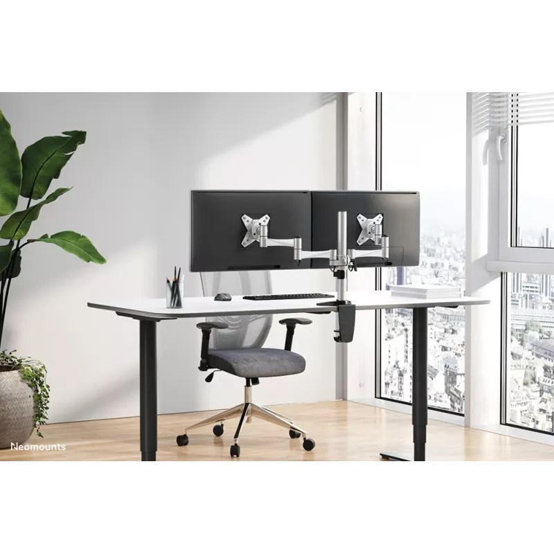 Neomounts FPMA-D1330DSILVER suporte de secretária full-motion para 2 monitores, 10-27 polegadas (25,4-69 cm), braçadeira/passa-cabos, máx. 18 kg, prateado