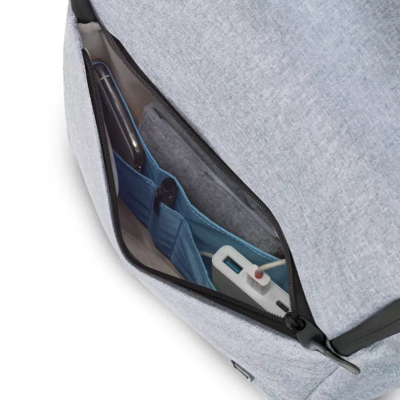 Mochila para portátil DICOTA Eco Motion - 13-15.6in - azul / 600dx400d Rpet poliéster