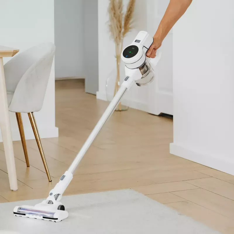 Aspirador com bateria Adler AD 7064 2em1 – 350 W máx, 13.000 Pa de sucção, bateria 2000 mAh, limpeza a seco e a húmido, 0,6 l de pó, 0,15 l de água, ecrã tátil LED, 4 modos