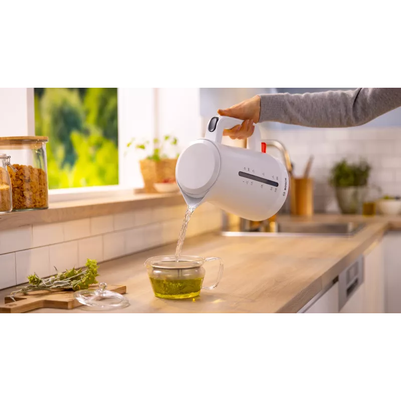 Chaleira elétrica Bosch TWK3M121 — 1,7 L, 2400 W, branco, corpo em plástico
