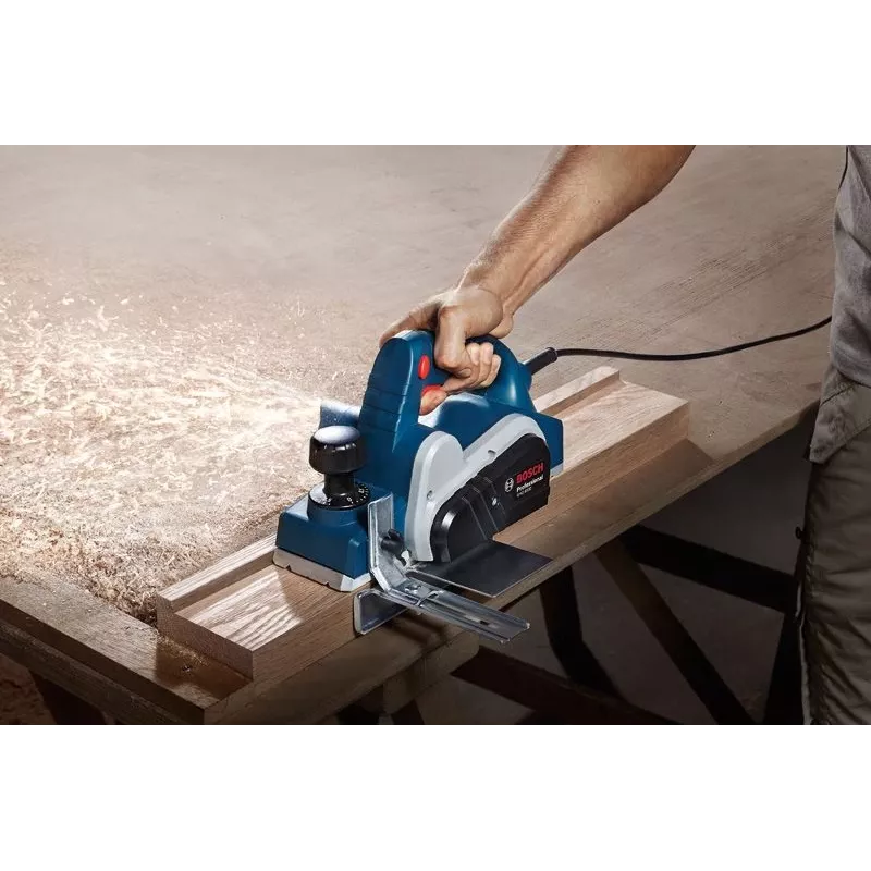 Bosch GHO 6500 preto, azul, metálico 16500 RPM 650 W