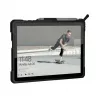 Capa rígida URBAN ARMOR GEAR Surface Go Metropolis preta
