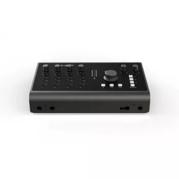 Interface de áudio Audient iD44 MKII — USB, 20 entradas, 24 saídas