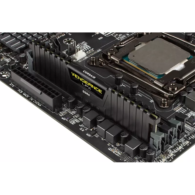 Memória CORSAIR 32GB DDR4 2666MHz kit 4 DIMM C16 Vengeance Low Profilex kit de memória