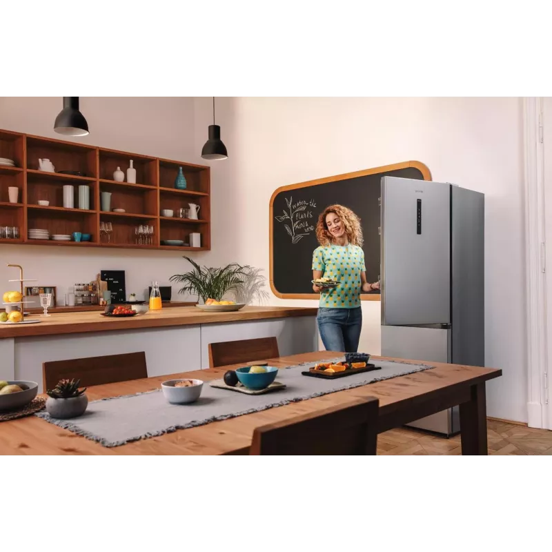 Gorenje NRK619CAXL4 frigorífico combinado de instalação livre, 304 l (207 l + 97 l), 186 cm, classe energética C, SN-T, cinzento