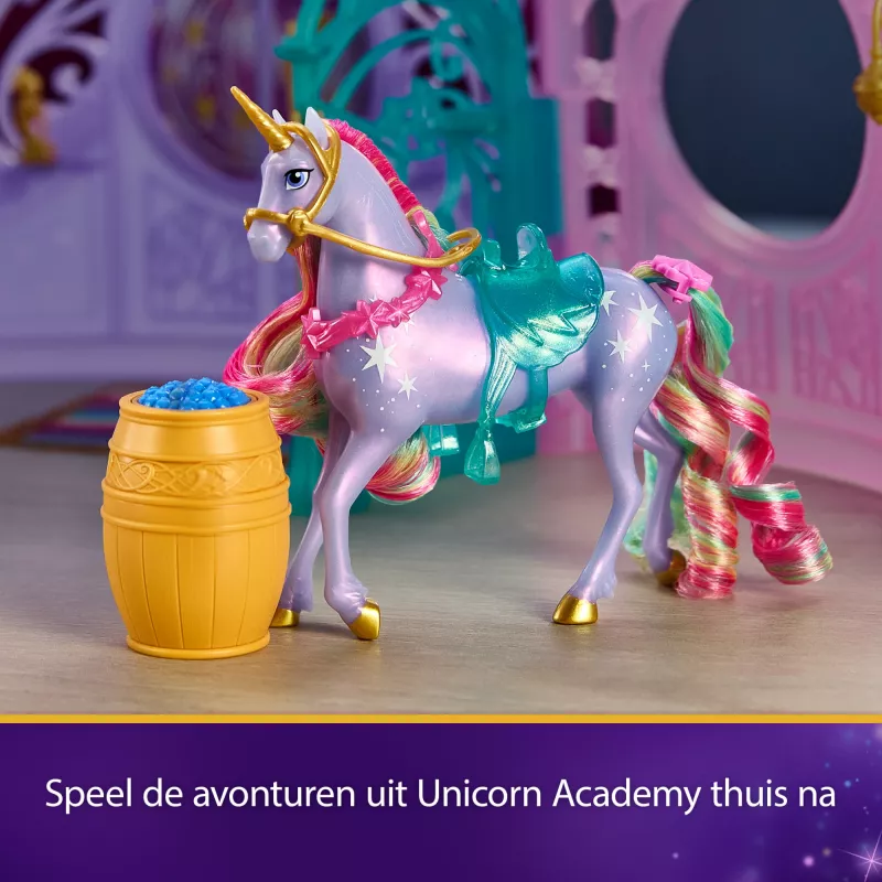 Conjunto de brincar Spin Master Unicorn Academy estábulo com fonte, efeitos de luz e som