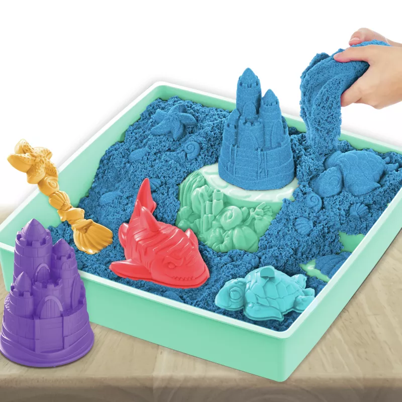 Kinetic Sand, conjunto de caixa de areia, presentes criativos de Páscoa, inclui 1 lb de areia moldável azul, 4 ferramentas e moldes, armazenamento, brinquedo sensorial para crianças a partir dos 3 anos