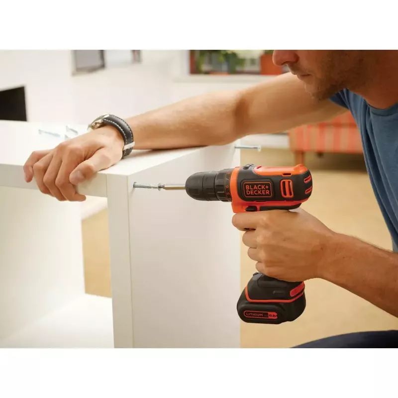 Berbequim de punho de pistola Black & Decker BDCDD12-QW, sem chave, 1,5 Ah