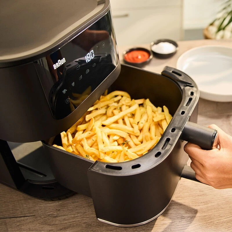 Máquina de fritar a ar quente Braun Household MultiFry 5 HF5030 — 1700 W, cesto de 6,0 l, preto/prateado