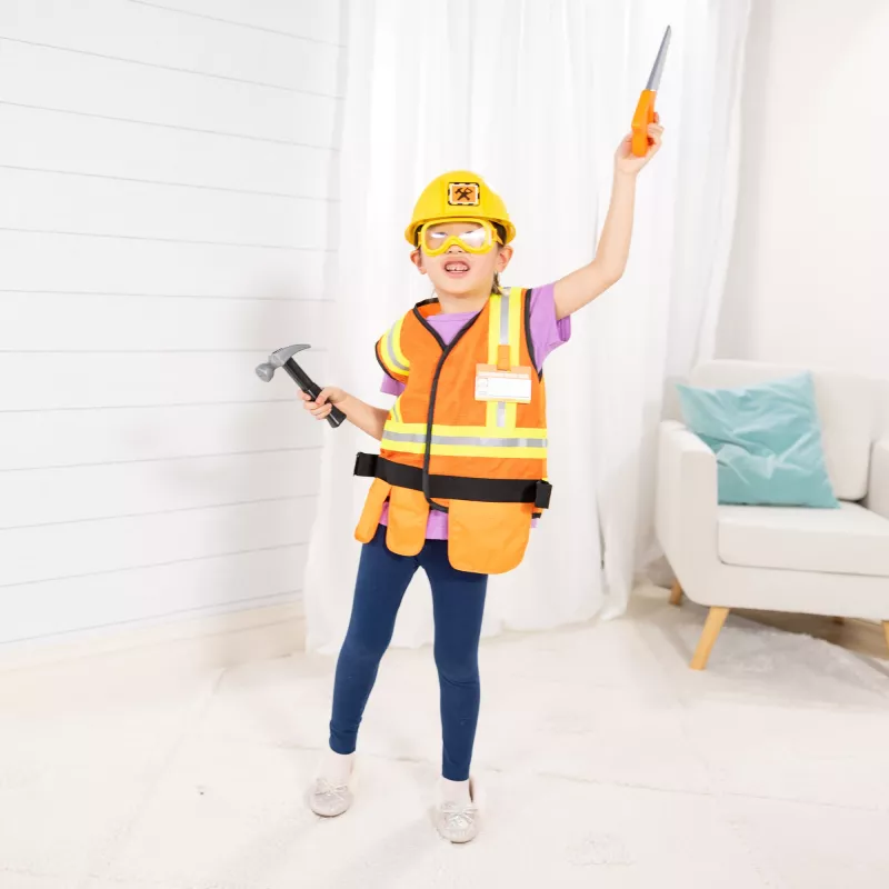 Melissa & Doug Conjunto de disfarce de trabalhador da construção civil (6 peças)