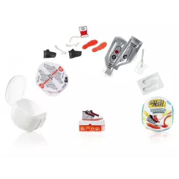 Miniverse Make It Mini Sneakers em PDQ, 8 anos, multicolor, plástico