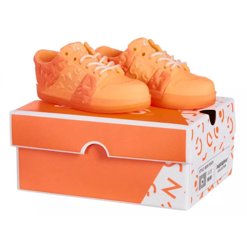 Miniverse Make It Mini Sneakers em PDQ, 8 anos, multicolor, plástico