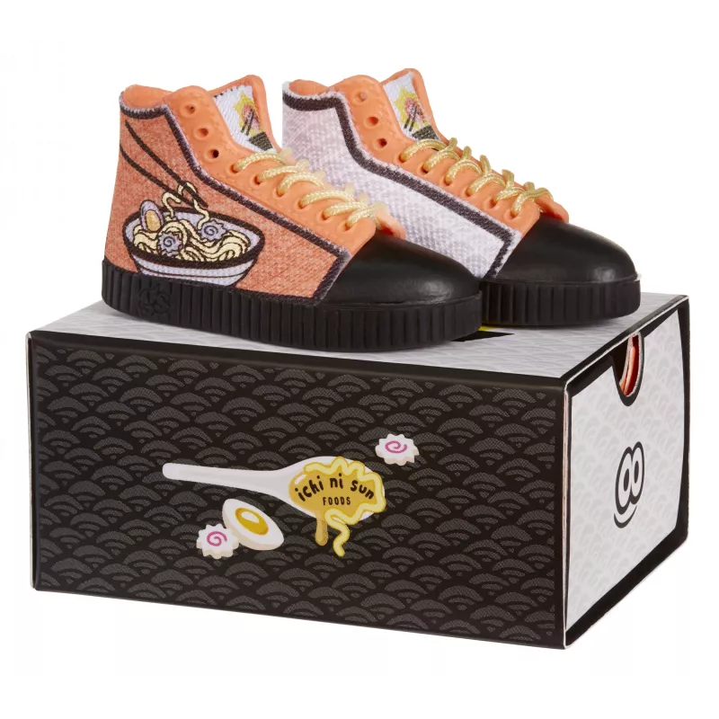 Miniverse Make It Mini Sneakers em PDQ, 8 anos, multicolor, plástico