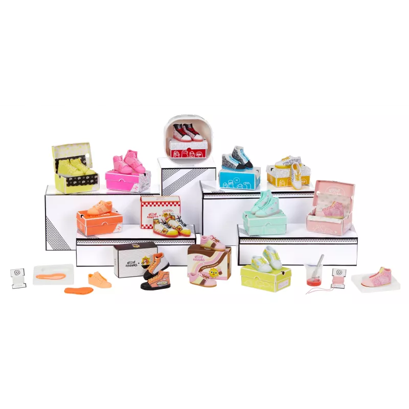 Miniverse Make It Mini Sneakers em PDQ, 8 anos, multicolor, plástico