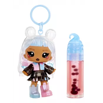 MGA Entertainment boneca com brilho labial Yummiland Sour Sweeties - Gabi Gummybear