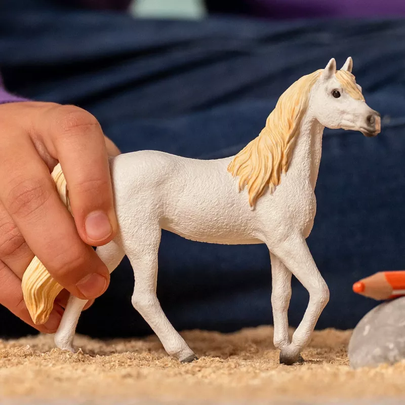 Schleich Horse Club Égua Árabe Preto Loiro Branco 13983S