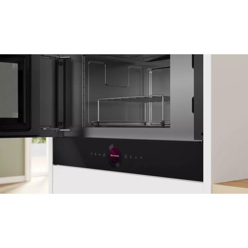 Micro-ondas Bosch Serie 8 BEL7321B1 preto combinado de bancada 21 l 900 W