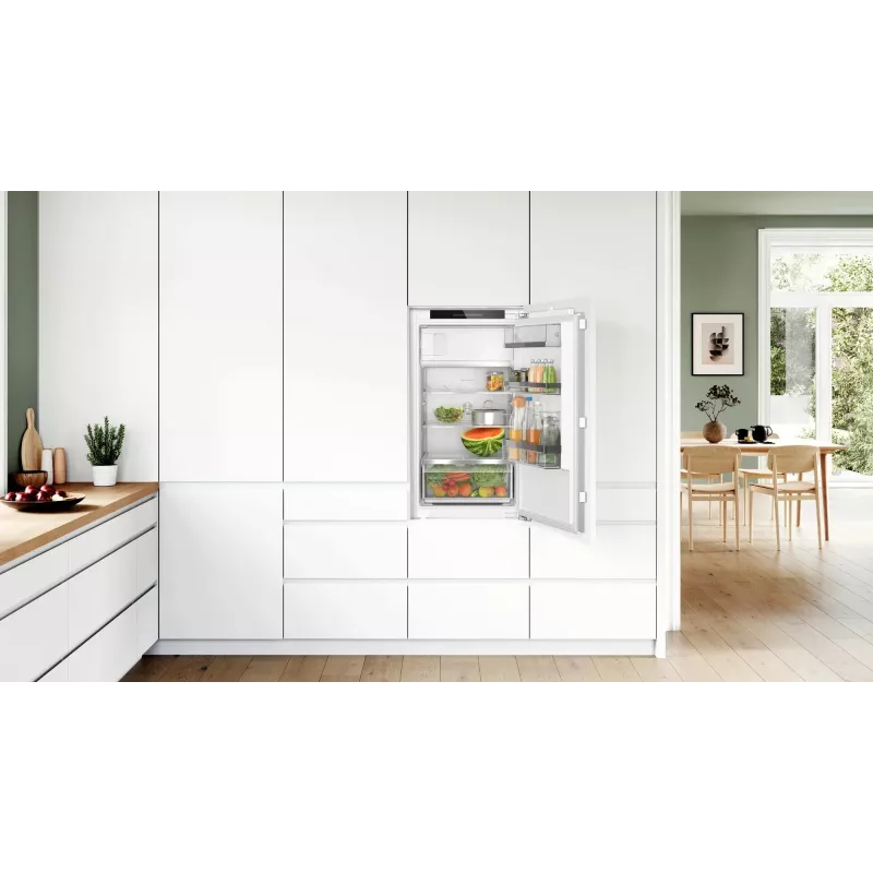 Combinado frigorífico-congelador Bosch Serie 6 KIL32ADD1 de encastrar 147 L