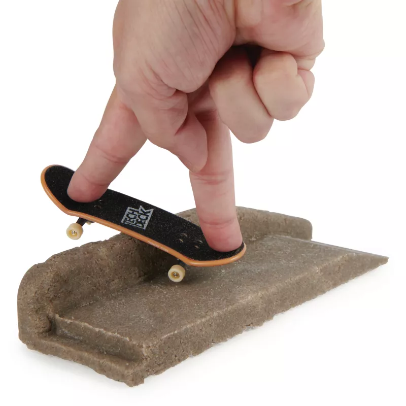 Tech Deck kit de modelagem de betão reutilizável DIY com fingerboard Enjoi exclusivo, rail, moldes, kit de skatepark, brinquedo para rapazes e raparigas a partir dos 6 anos