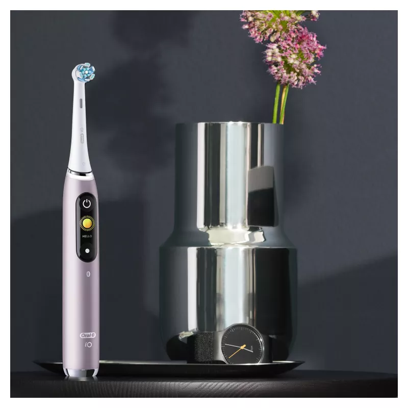 Escova de dentes rotativa-oscilante Oral-B iO Series 9n para adulto rosa