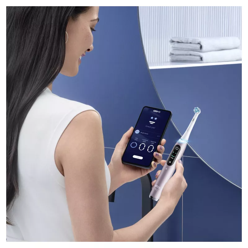 Escova de dentes rotativa-oscilante Oral-B iO Series 9n para adulto rosa