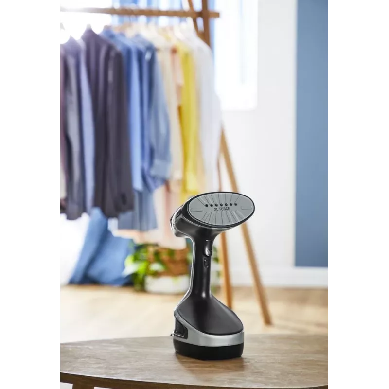 Vaporizador de mão Tefal Acces Steam Force DT8250 0,2 l 2000 W preto
