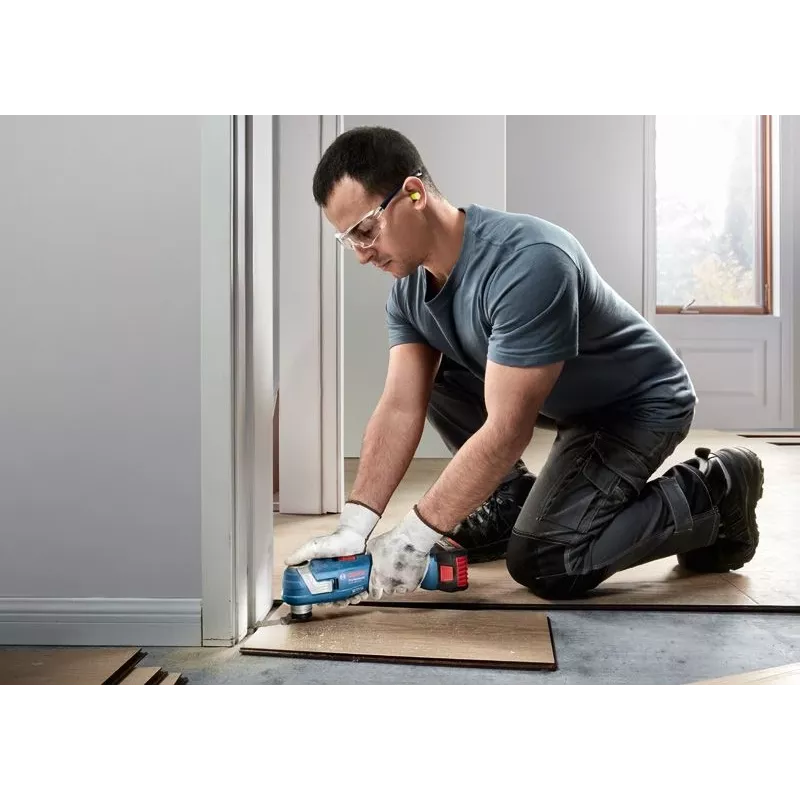 Multicortador sem fio multifuncional Bosch GOP 18V-34 18 V — ferramenta oscilante para cortar, lixar, raspar