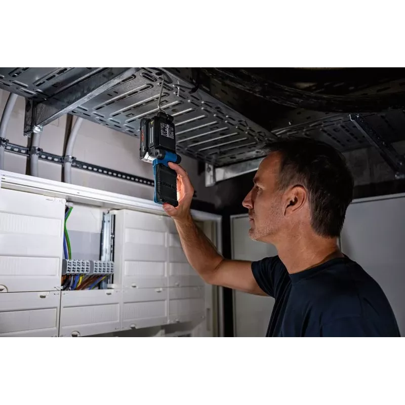 Bosch Professional GLI 18V-800 luz de trabalho sem fios, 800 lm