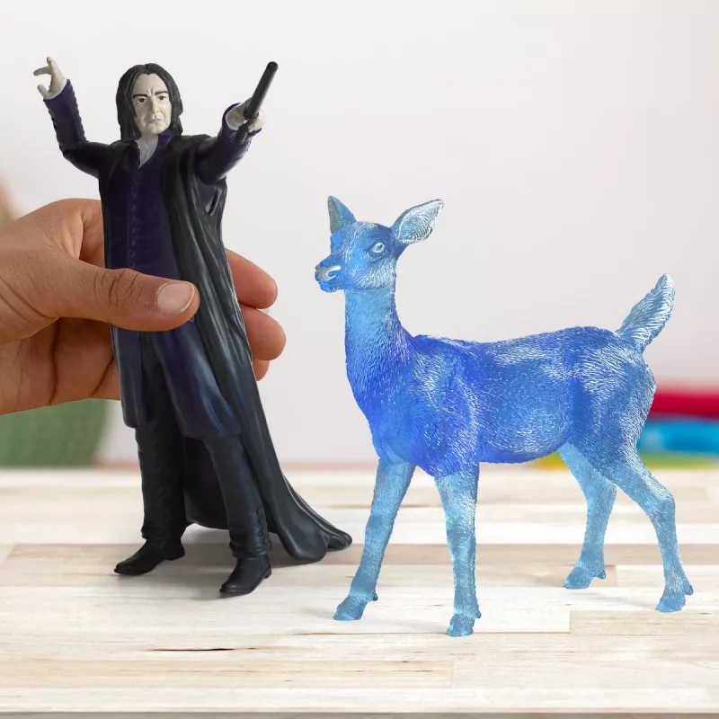 Conjunto de figuras Schleich Professor Snape & Patronus, modelo 1253938, multicolorido