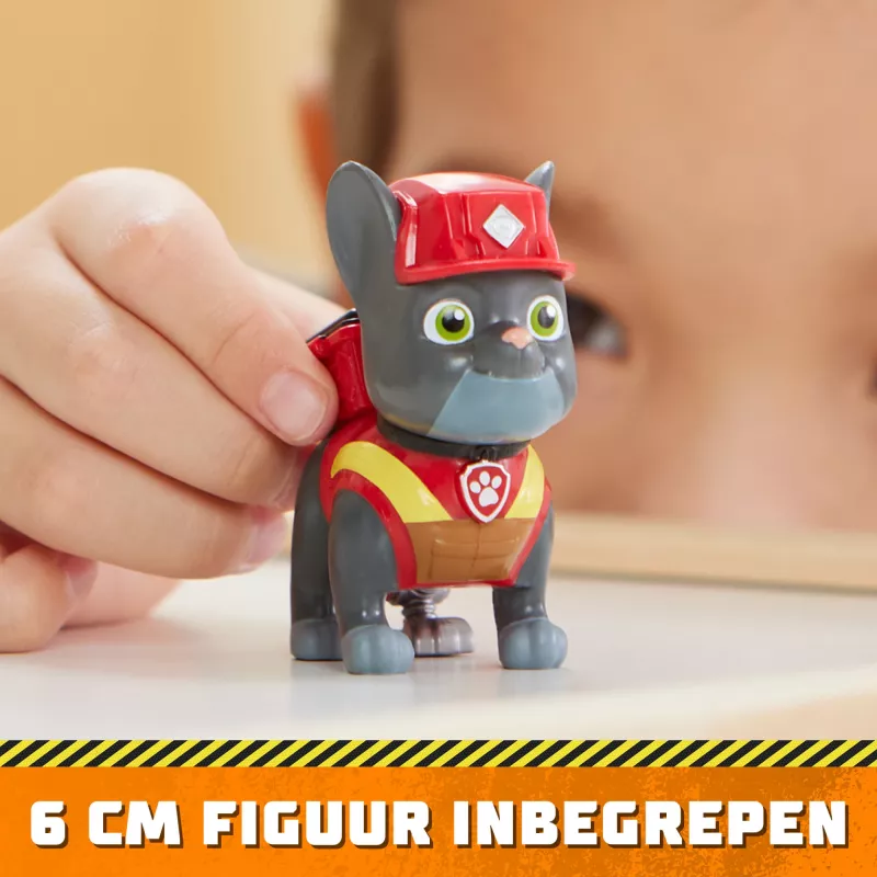 Rubble & Crew, camião de brincar com garra de gru Charger com peças móveis e uma figura de ação colecionável, brinquedo para crianças a partir dos 3 anos