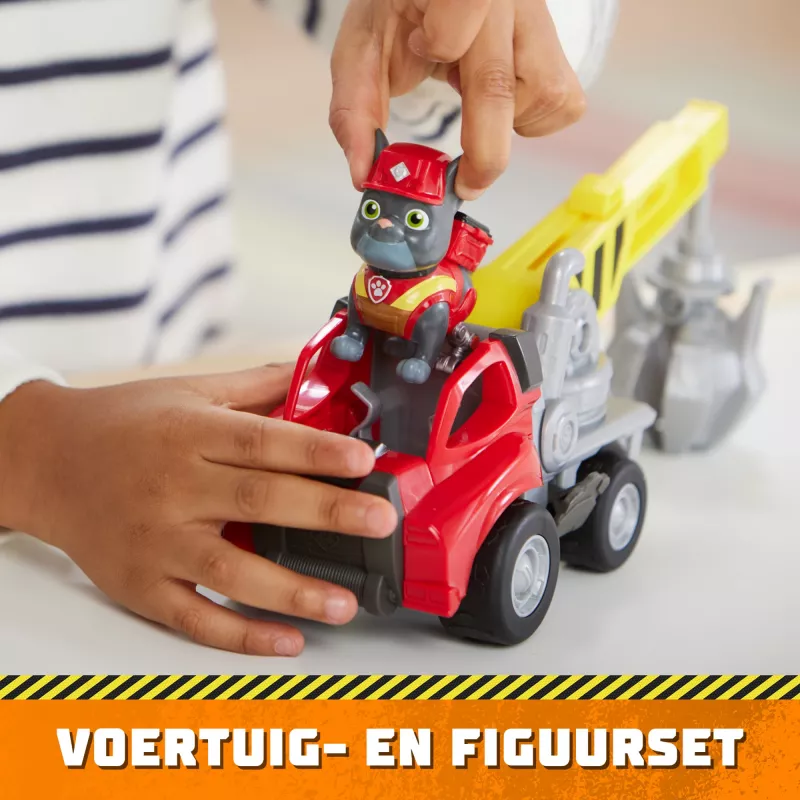 Rubble & Crew, camião de brincar com garra de gru Charger com peças móveis e uma figura de ação colecionável, brinquedo para crianças a partir dos 3 anos