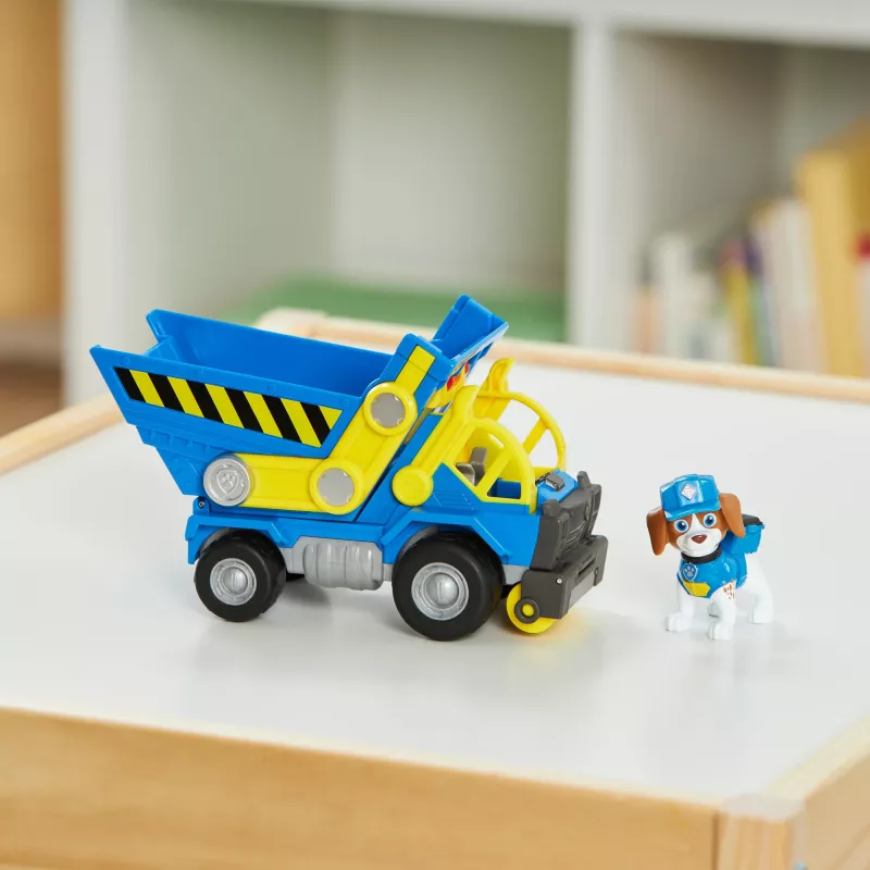 Rubble & Crew, camião basculante de brincar do Wheeler com peças móveis e uma figura colecionável, brinquedo para crianças a partir dos 3 anos