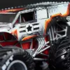 Monster Jam, Marvel Iron Man Vs. War Machine monstros de metal fundido oficiais, escala 1:64, brinquedo para rapazes e raparigas a partir dos 3 anos