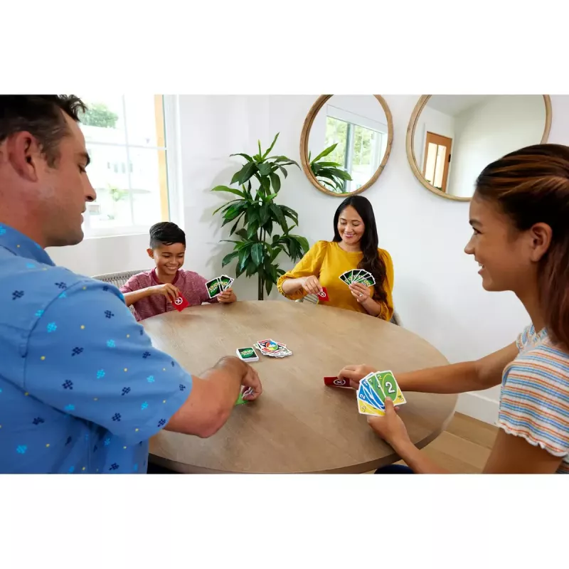 Jogo de cartas MATTEL Games UNO Flex — jogo de descarte, idade 7+
