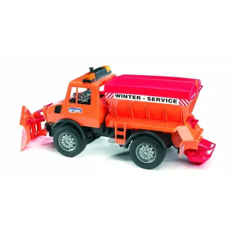 Camião BRUDER MB Unimog, construção em ABS, idade recomendada 4+