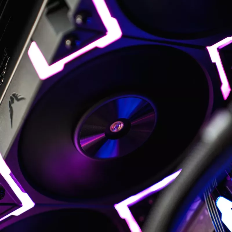 Refrigeração líquida All-in-One VALKYRIE Syn 240 ARGB preto