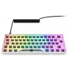 Teclado compacto 60% com fios Sharkoon SKILLER SGK50 S4 — layout QWERTZ, iluminação RGB, USB, cabo de 1,5 m, branco